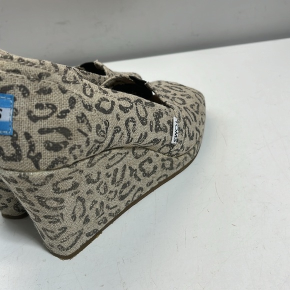 Toms Snow Leopard Peep Toe Wedge Heel Canvas Shoes, size 7.5 - Picture 9 of 14